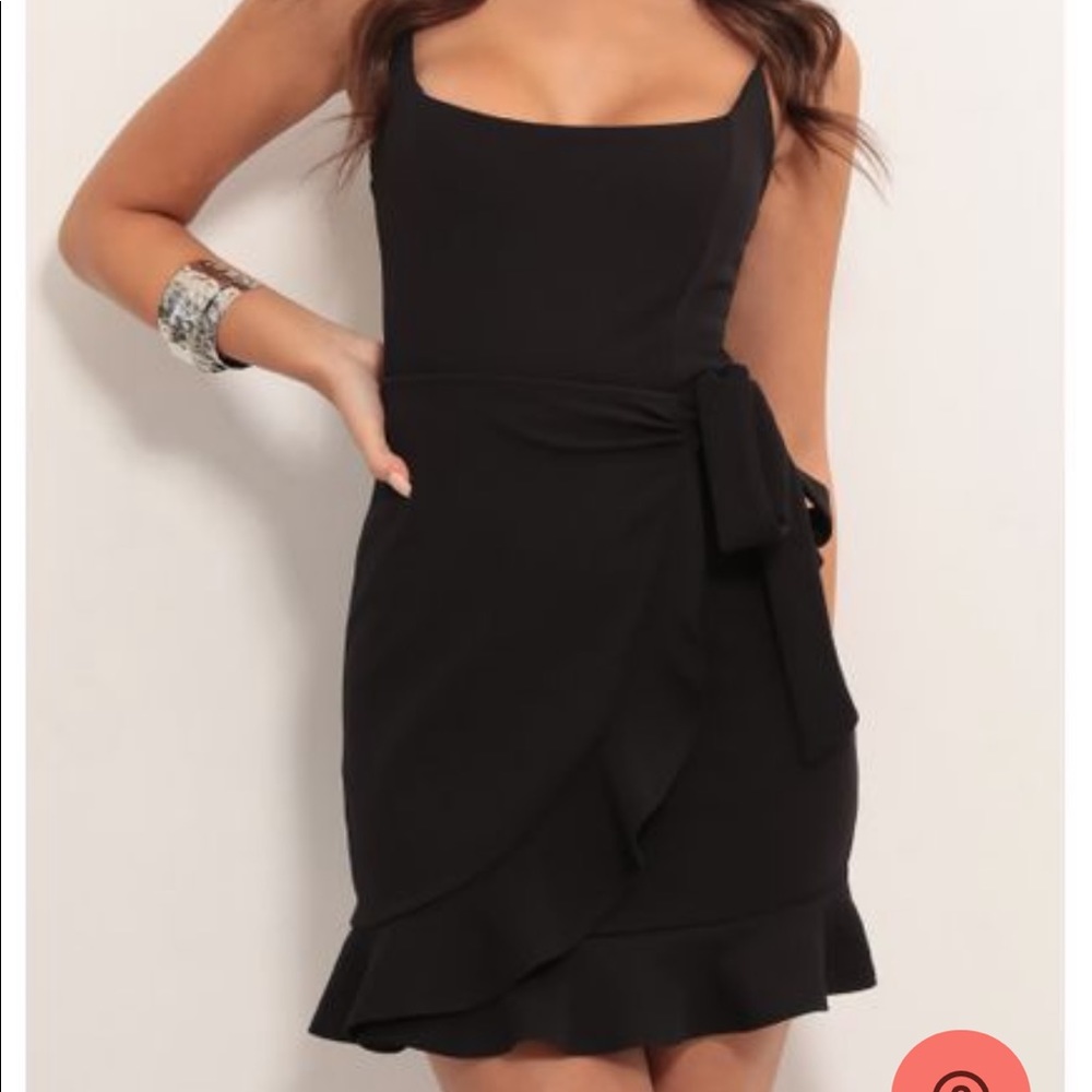 Capri Ruffle Tie Dress